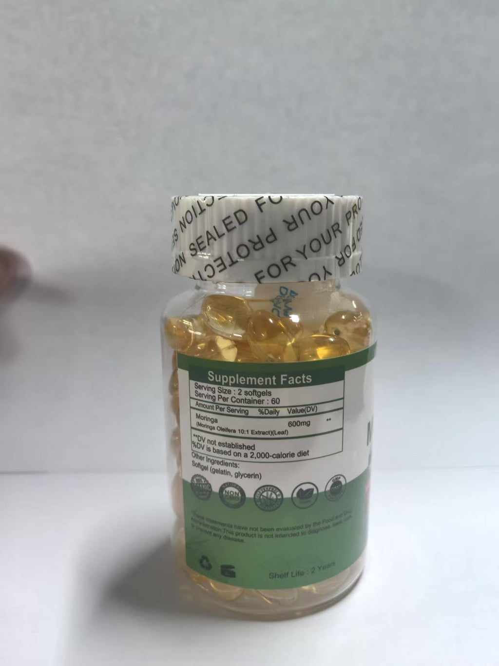 Organic Moringa Oleifera Softgels V290436