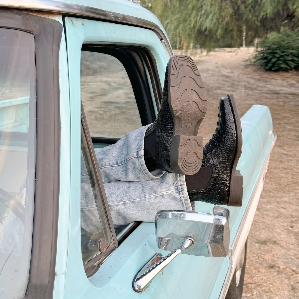 Square Toe Western Cowboy Boots Z32810